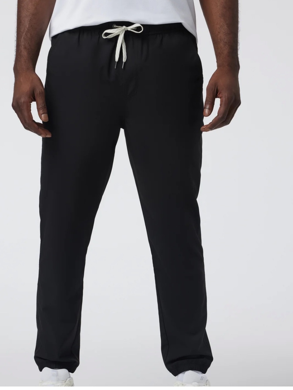 Vuori Kore Jogger Lined 28" in Black men’s (32” waist) missing size tag